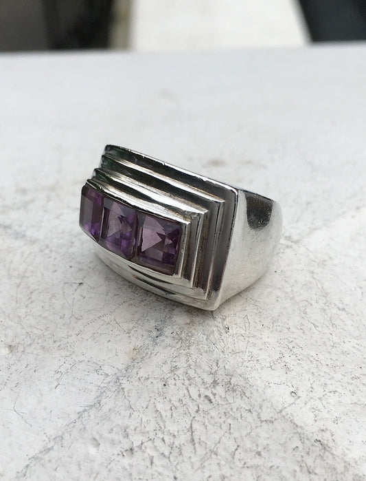 Sterling Silver x Amethyst Ring