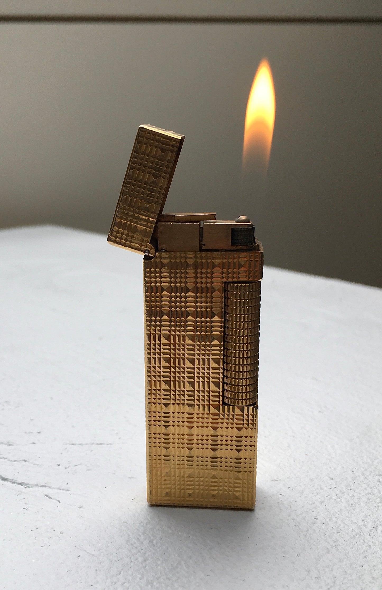 Vintage 1970s Dunhill Rollagas