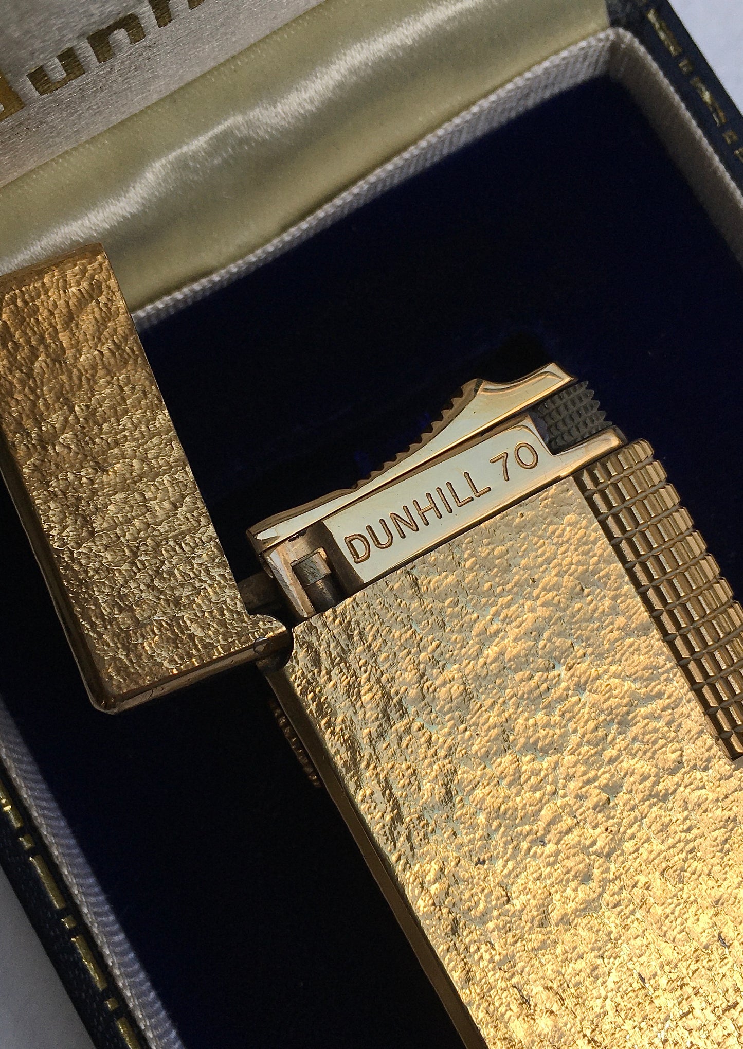 Vintage 1970s Dunhill 70