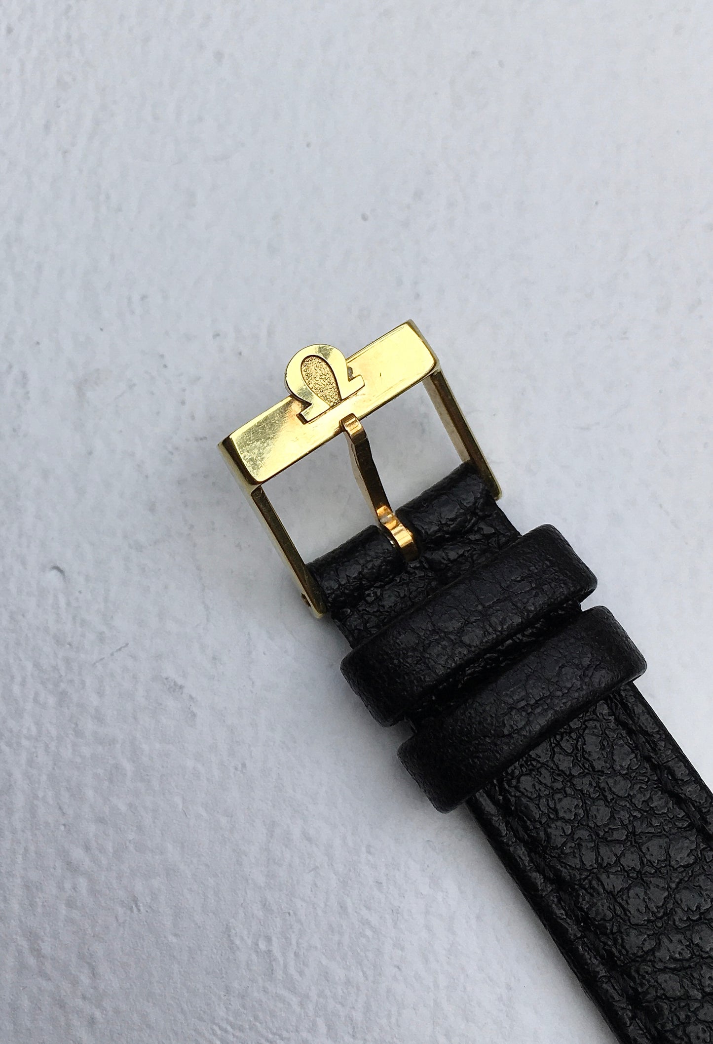 Vintage 1960s 18k Gold Omega
