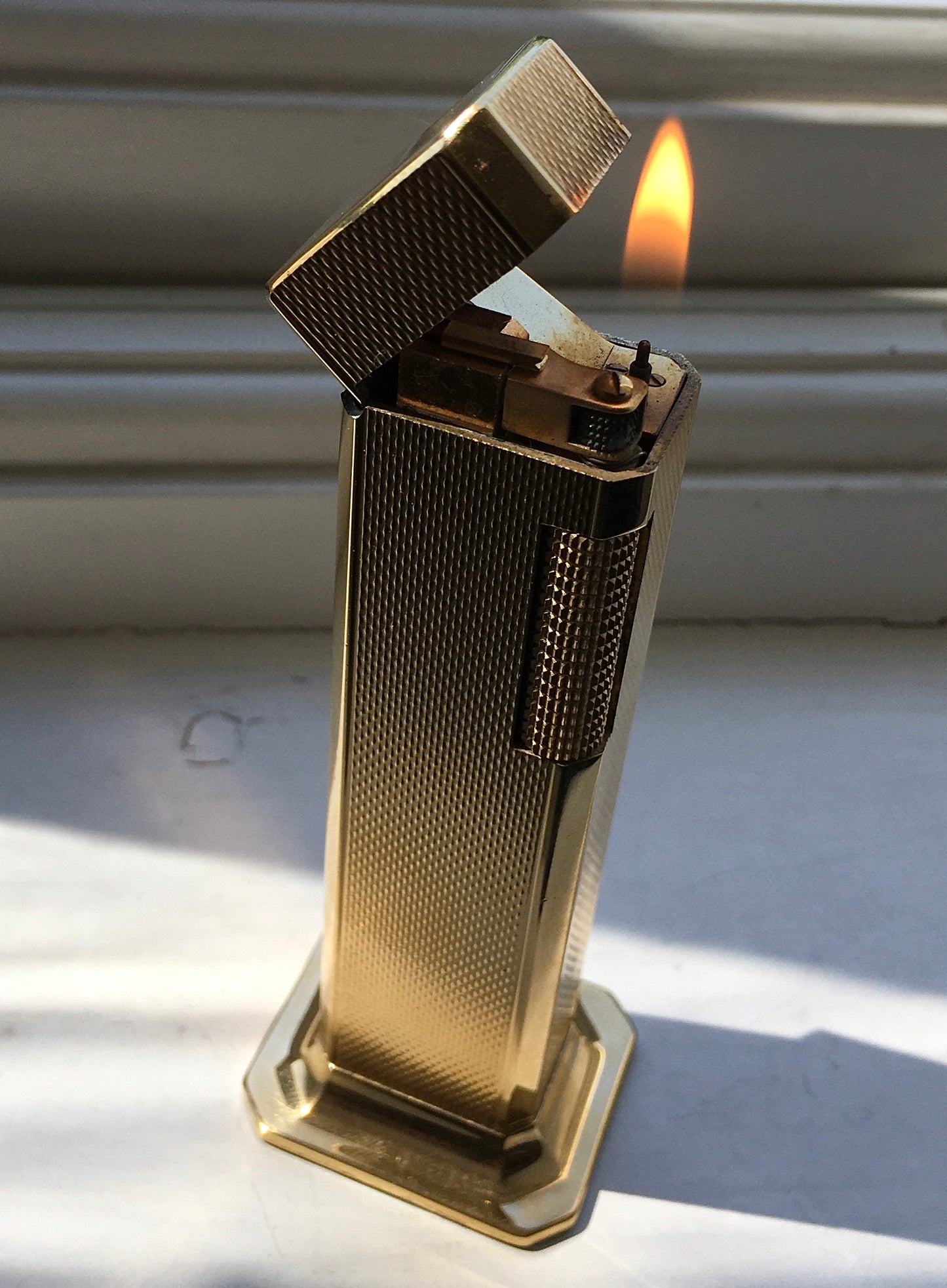 Vintage 1970s Dunhill Tallboy