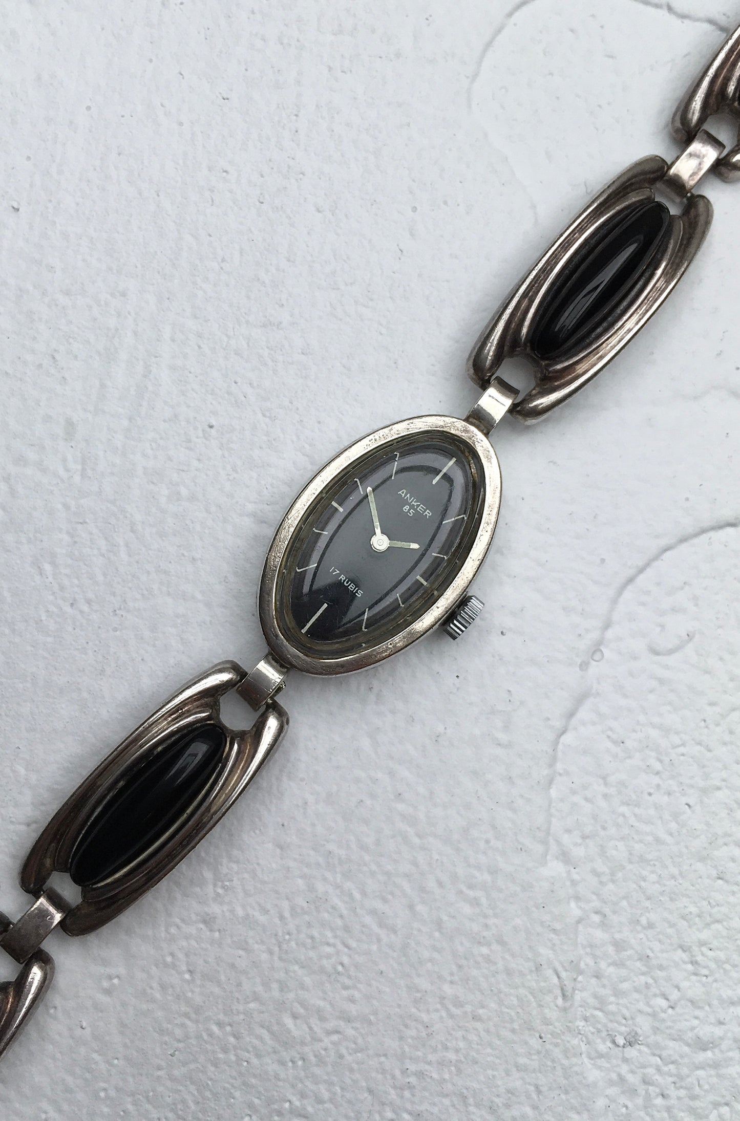Vintage 1970s Silver Anker