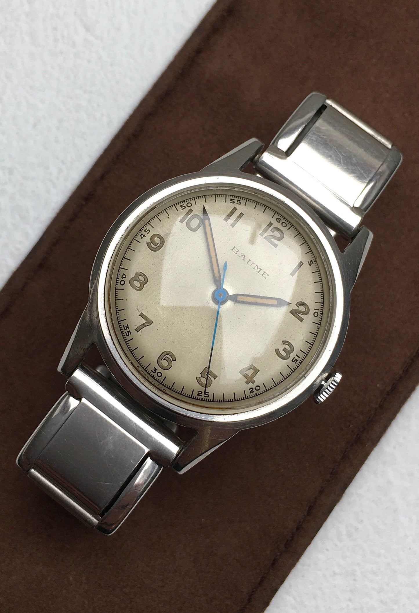 Vintage 1940s Military Baume