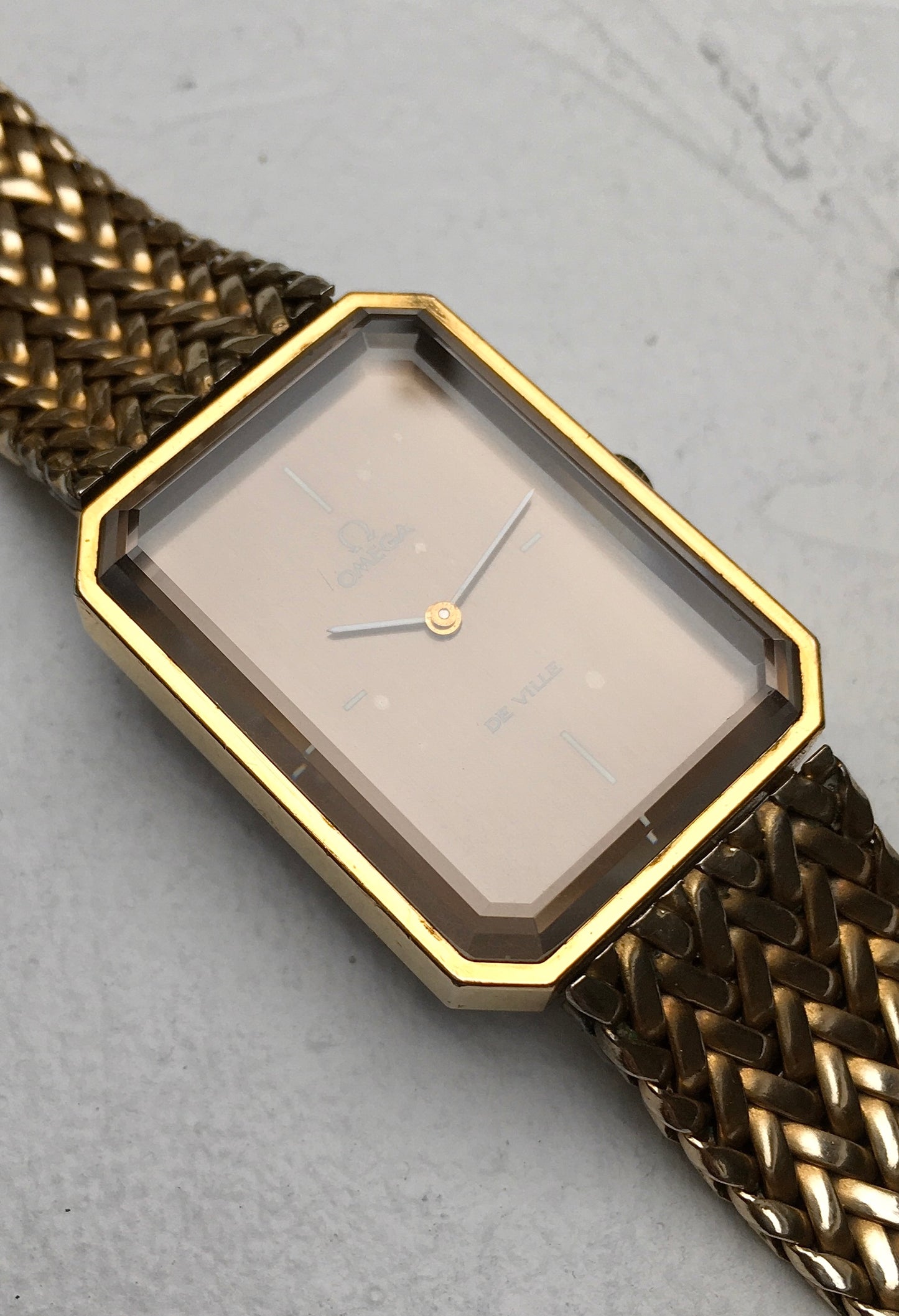1970s Andrew Grima Emerald Line Omega De Ville