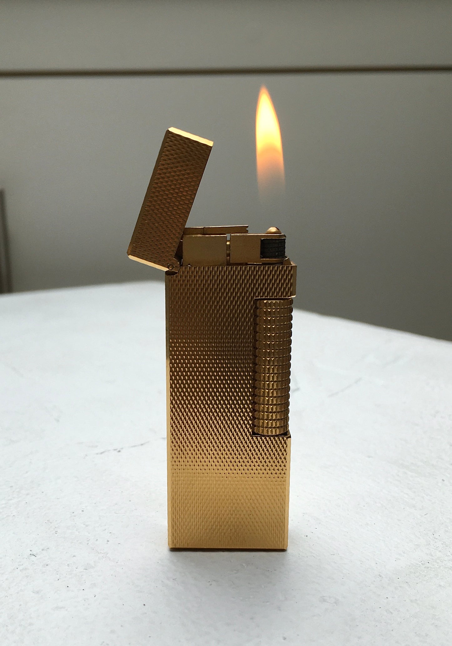 Vintage 1970s Dunhill Rollagas