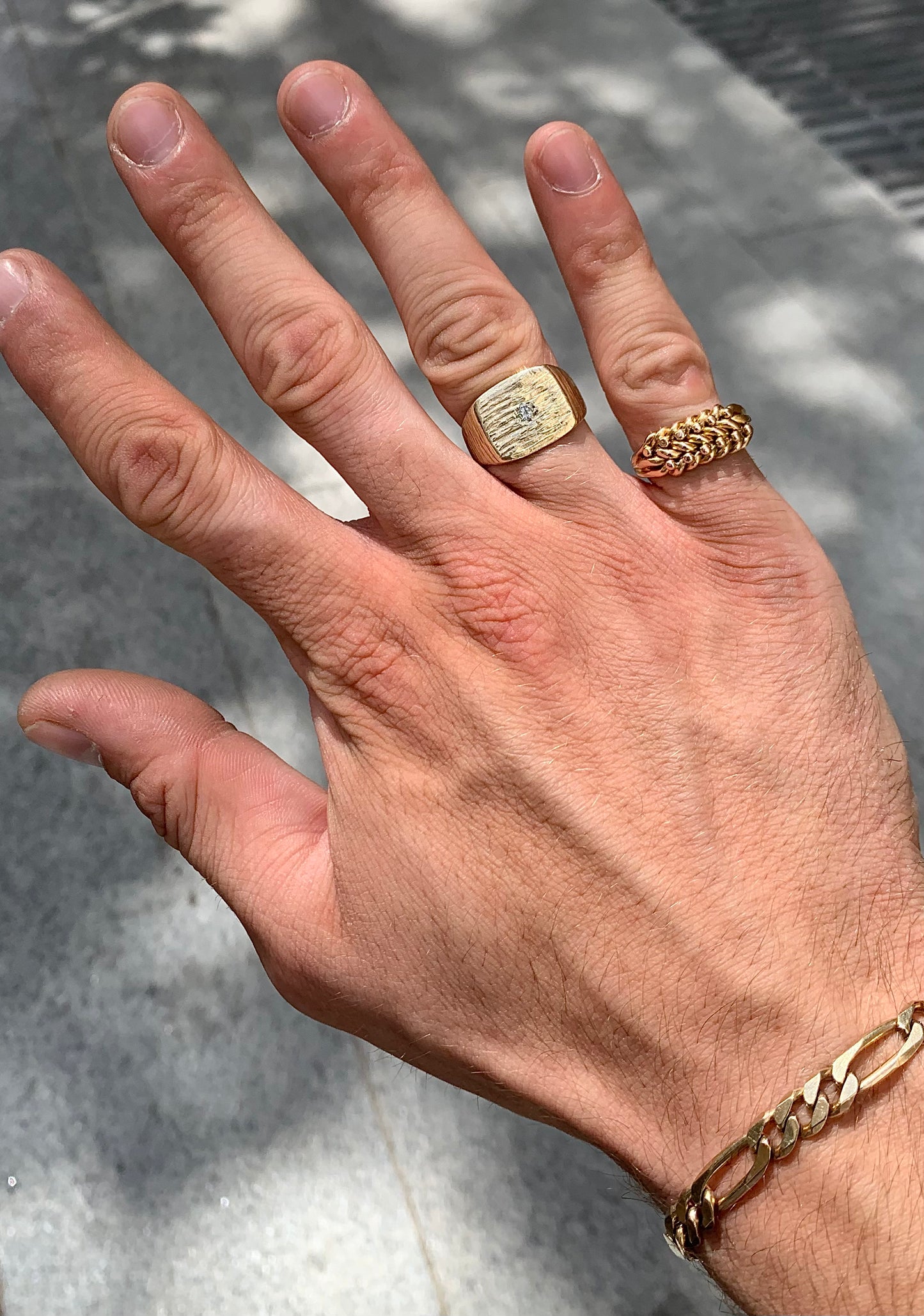 Antique 9ct Gold Keeper Ring