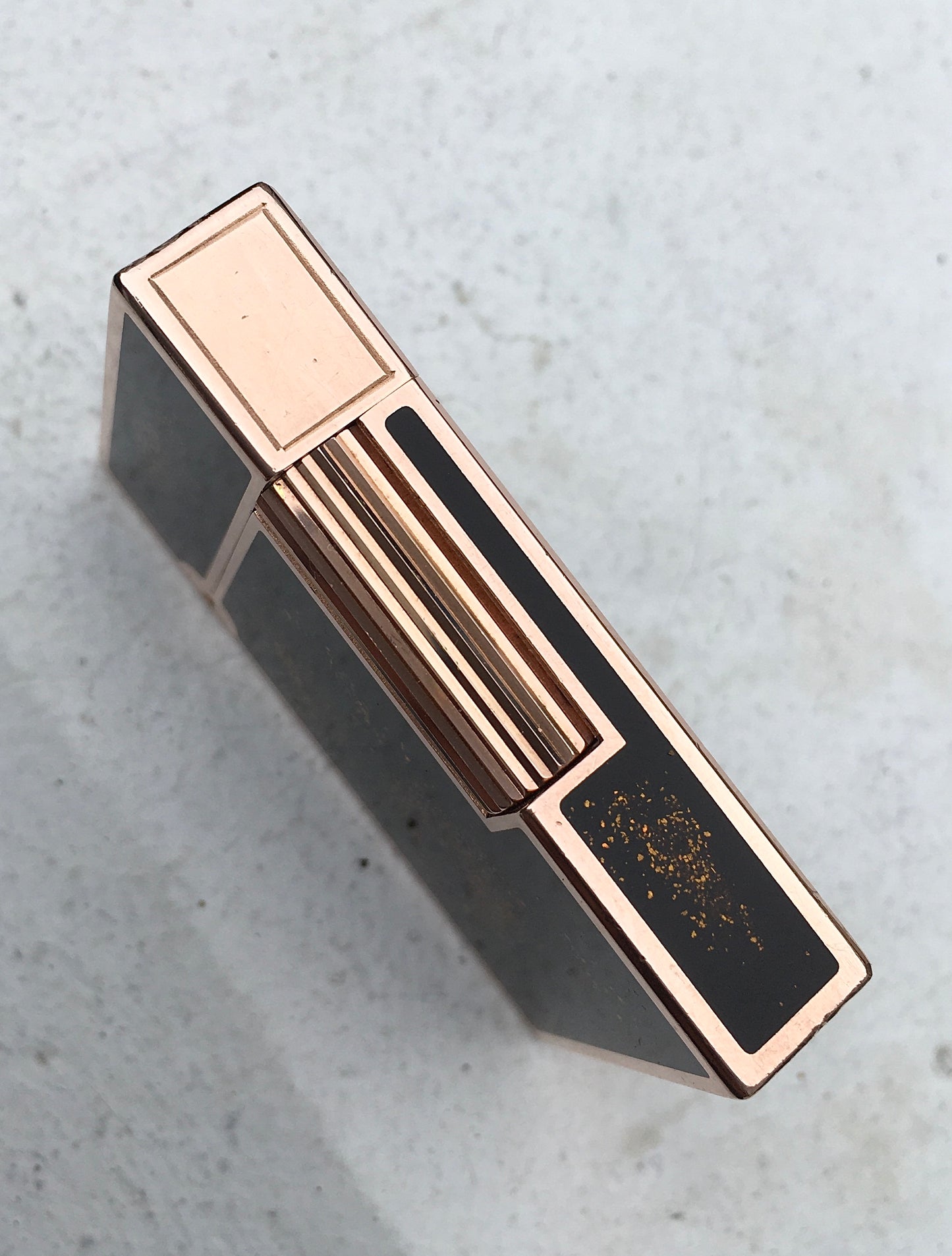 Vintage 1970s Gold Dust S.T. Dupont Ligne 2