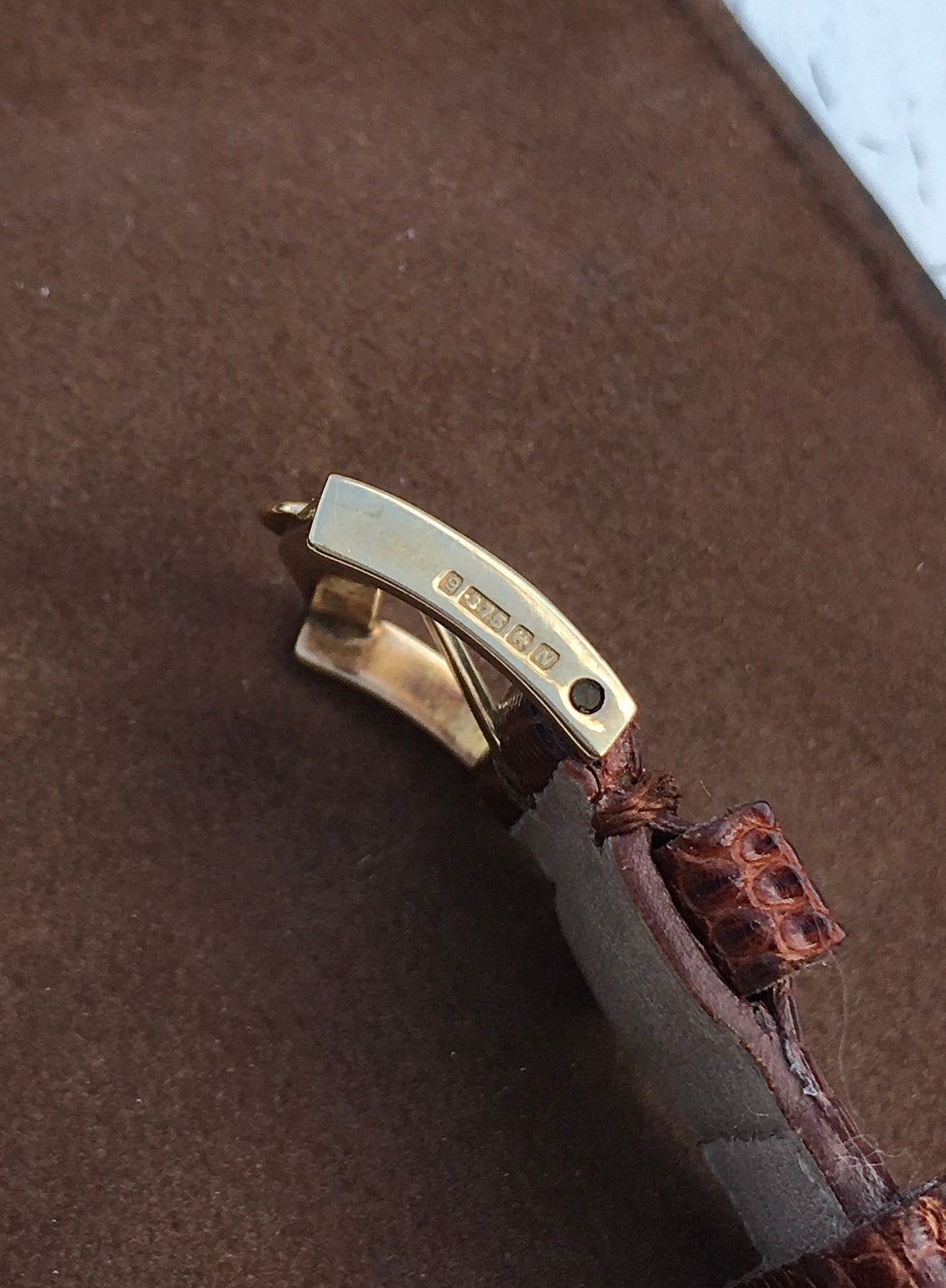 Vintage 1960s 18k Omega