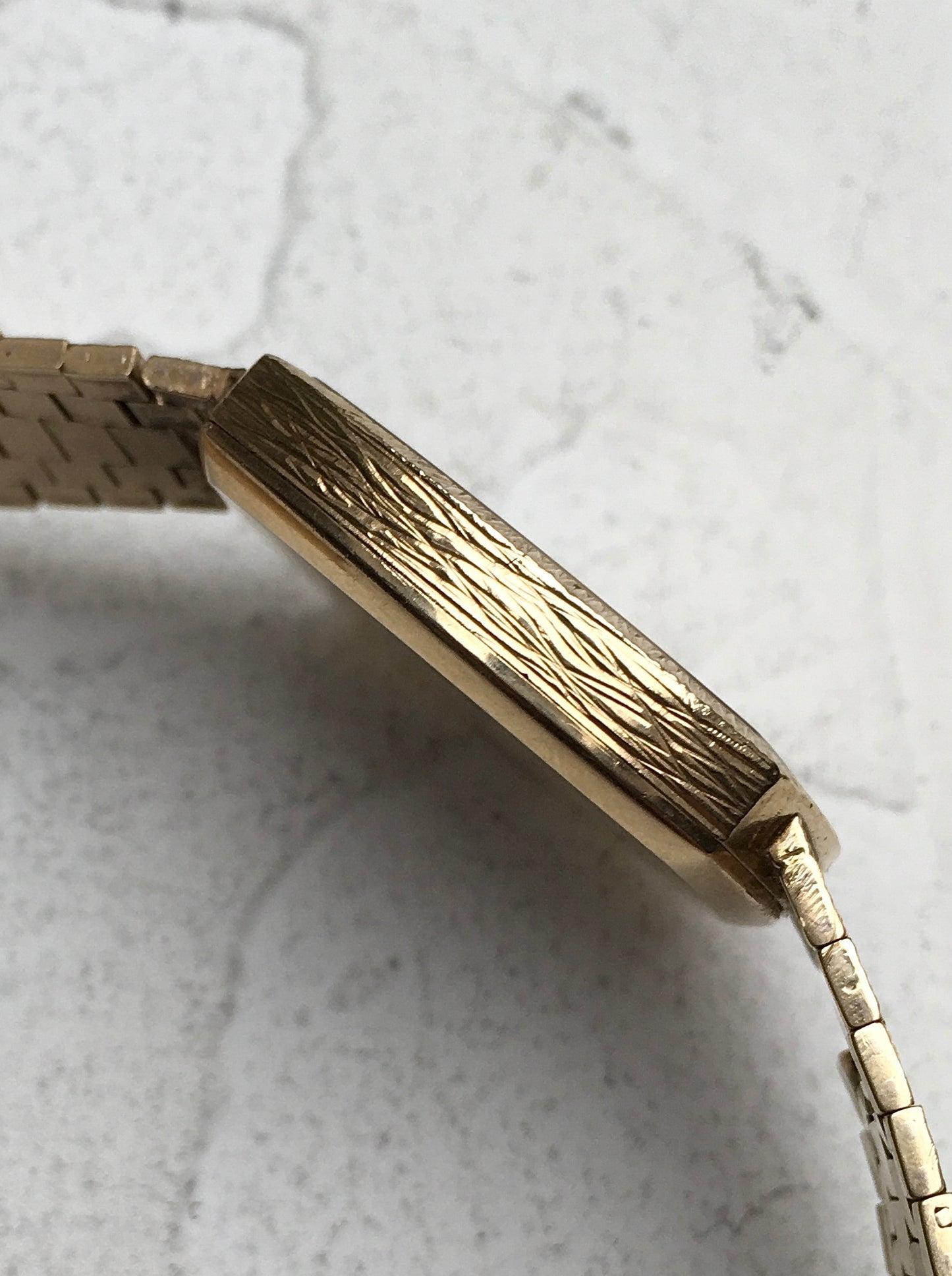 Vintage 1970s 9ct Gold Longines