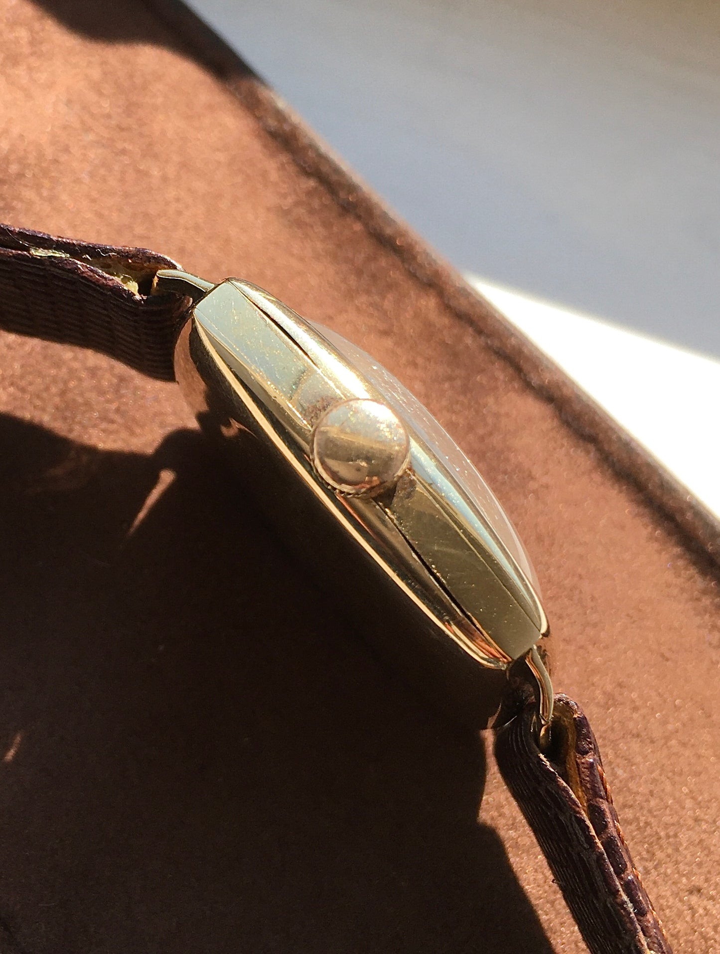 Vintage 1940s 9ct Gold Longines