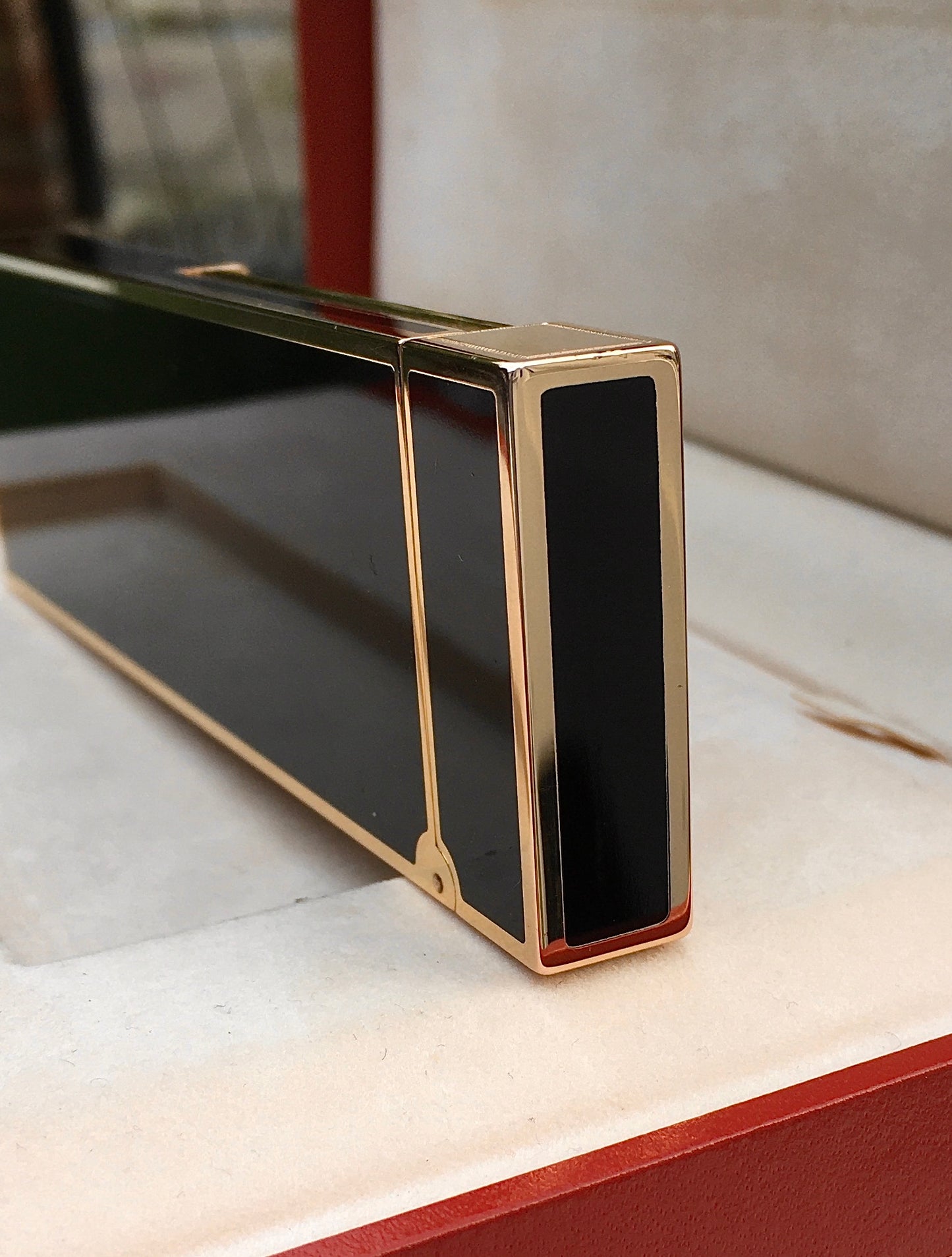 1980s S.T. Dupont Table Lighter