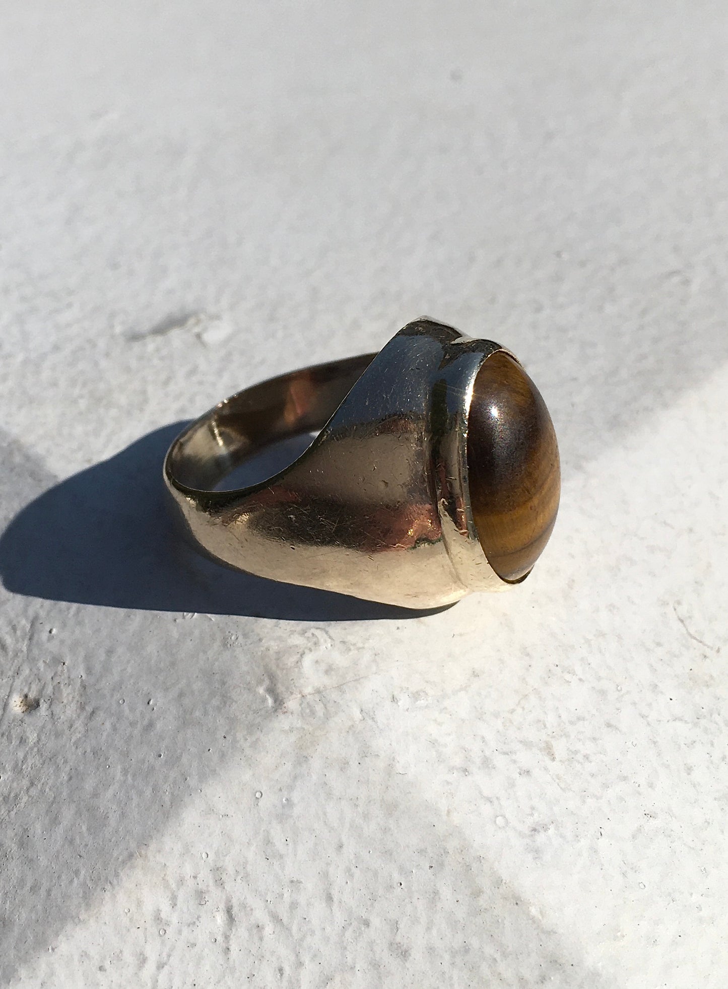 Vintage 1960s 9ct Gold Tiger’s Eye Ring