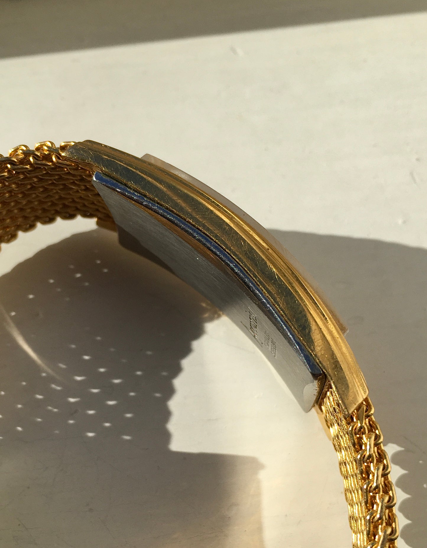 Vintage 1970s Golden Accurist