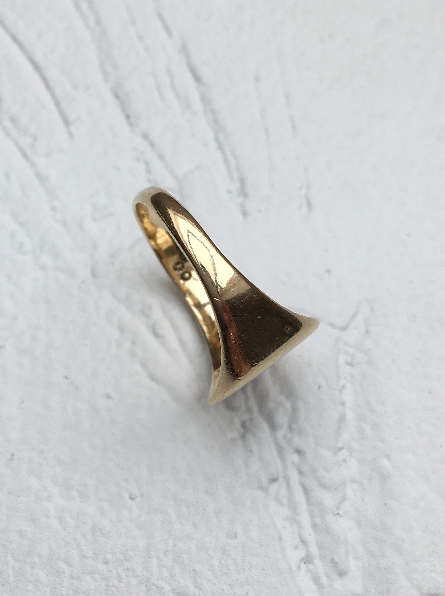 1960s 9ct Gold Diamond Signet