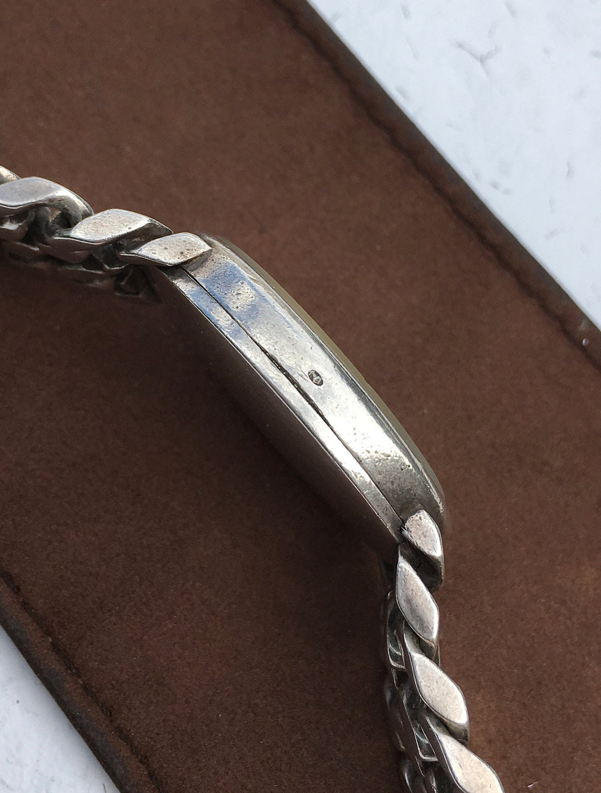 Vintage 1970s Jeux d’Argent Omega De Ville