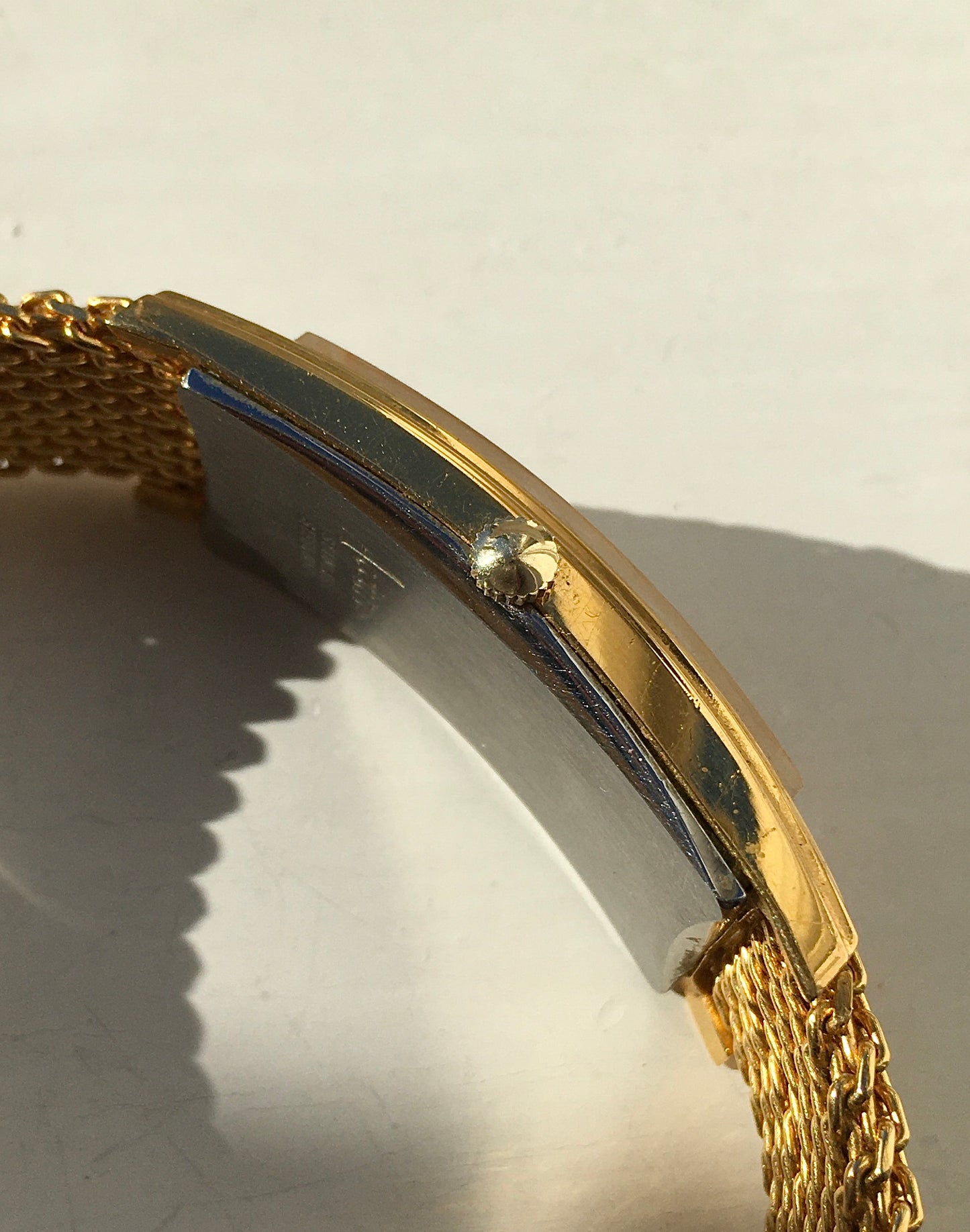 Vintage 1970s Golden Accurist