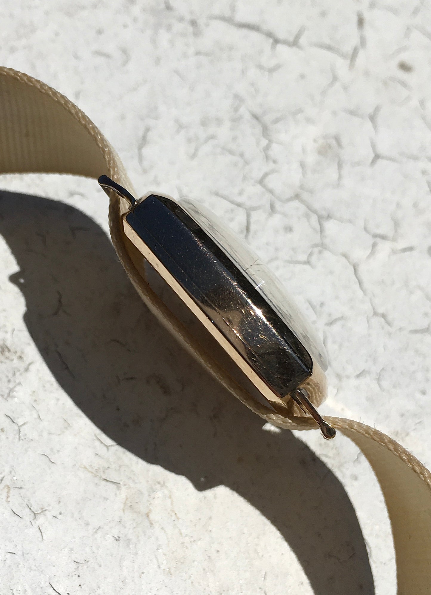 Vintage 1950s 9ct Gold Tudor