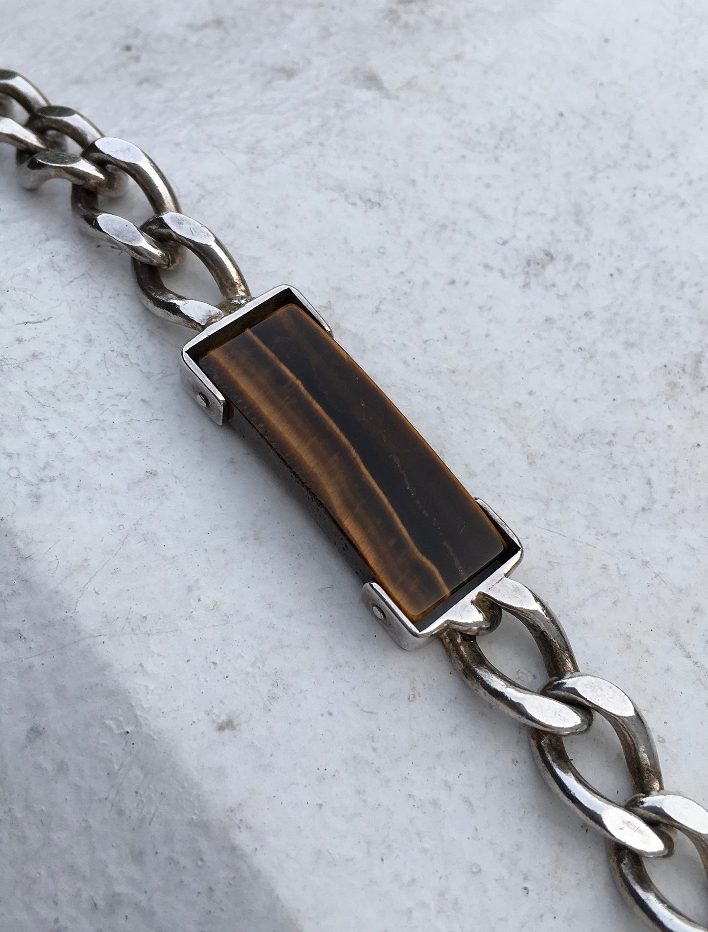 1970s Tiger’s Eye Curb