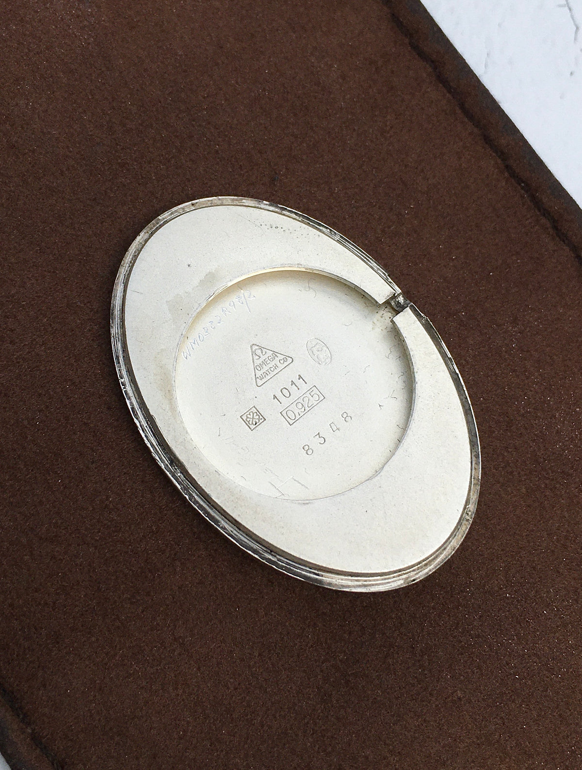 Vintage 1970s Jeux d’Argent Omega De Ville