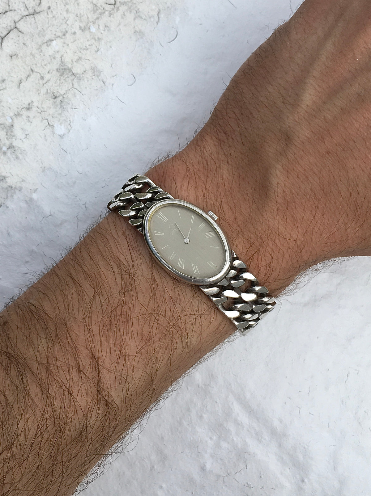 Vintage 1970s Jeux d’Argent Omega De Ville