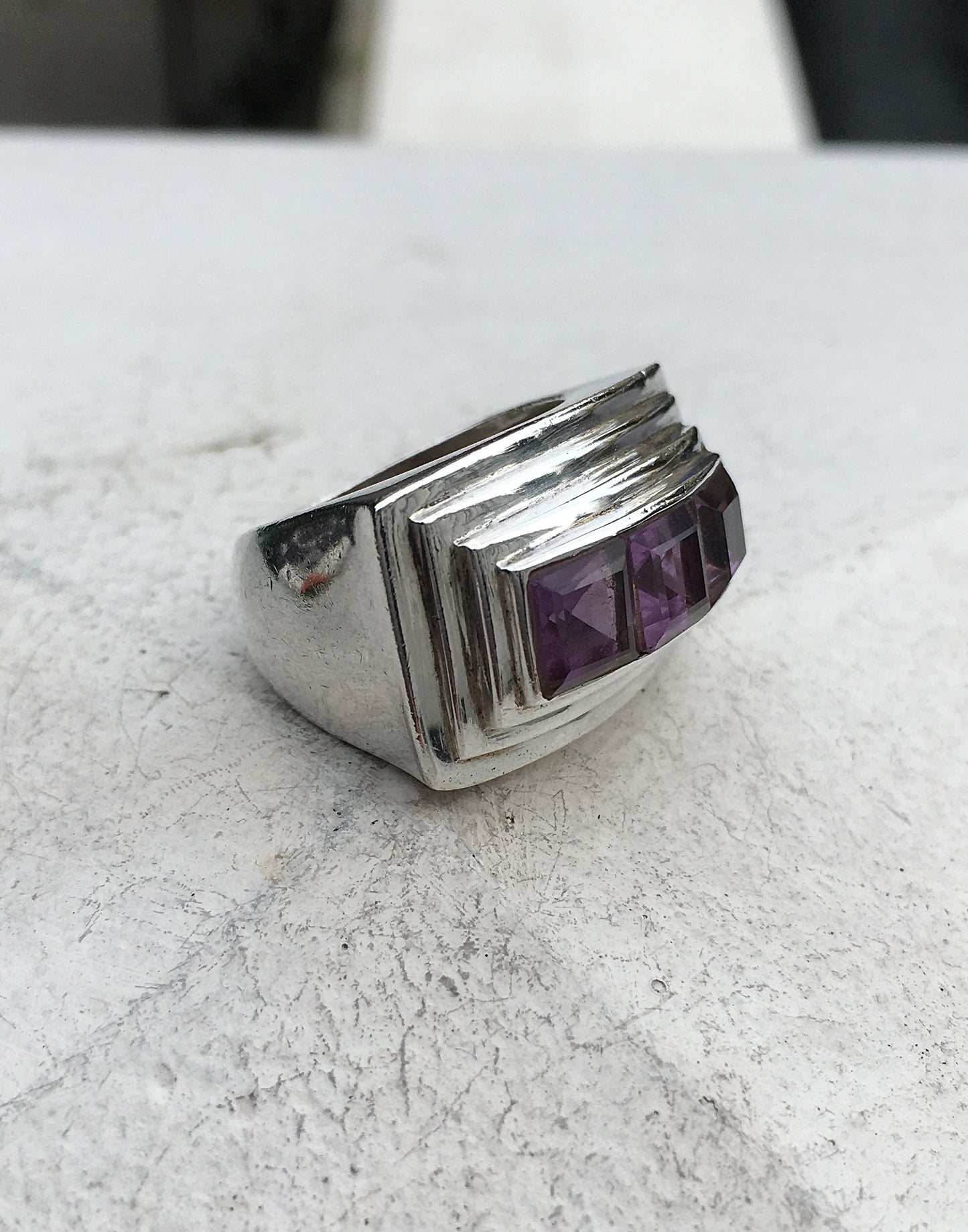 Sterling Silver x Amethyst Ring