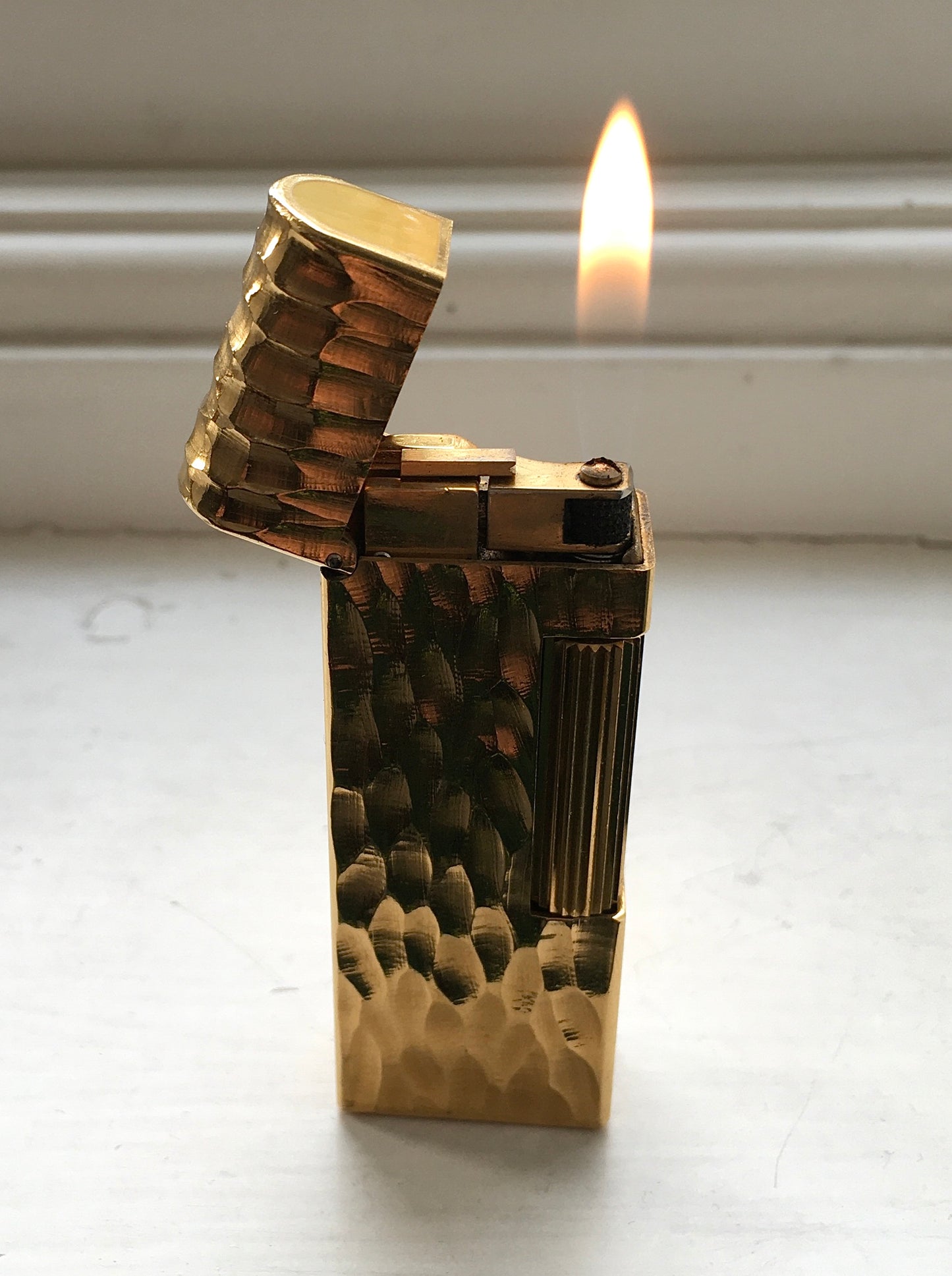 Vintage 1970s Dunhill Dome Top