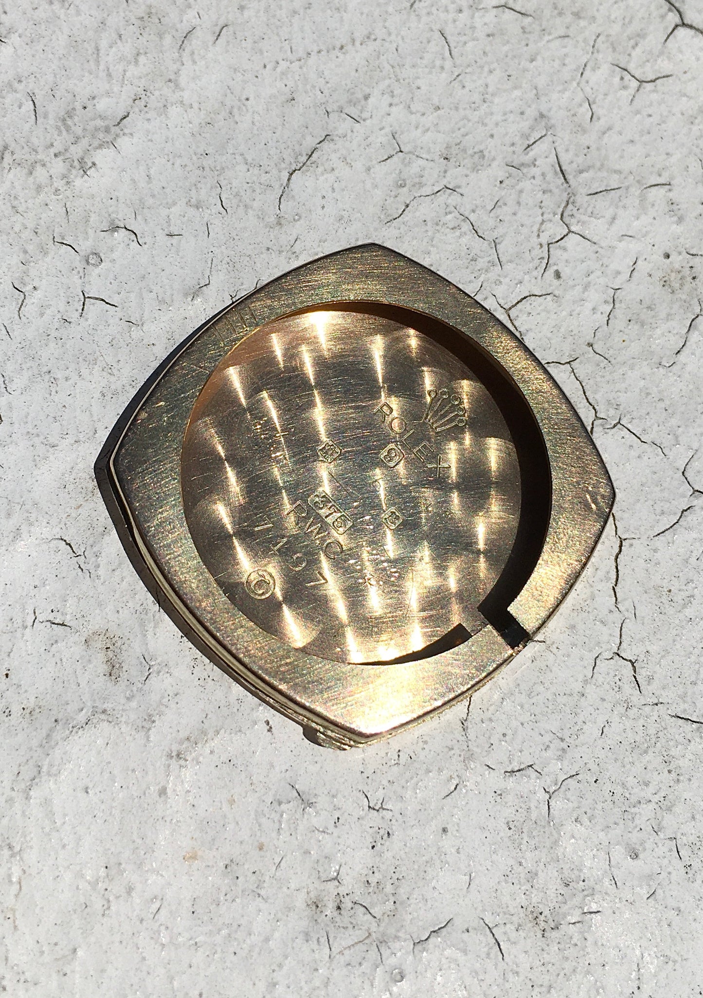 Vintage 1950s 9ct Gold Tudor