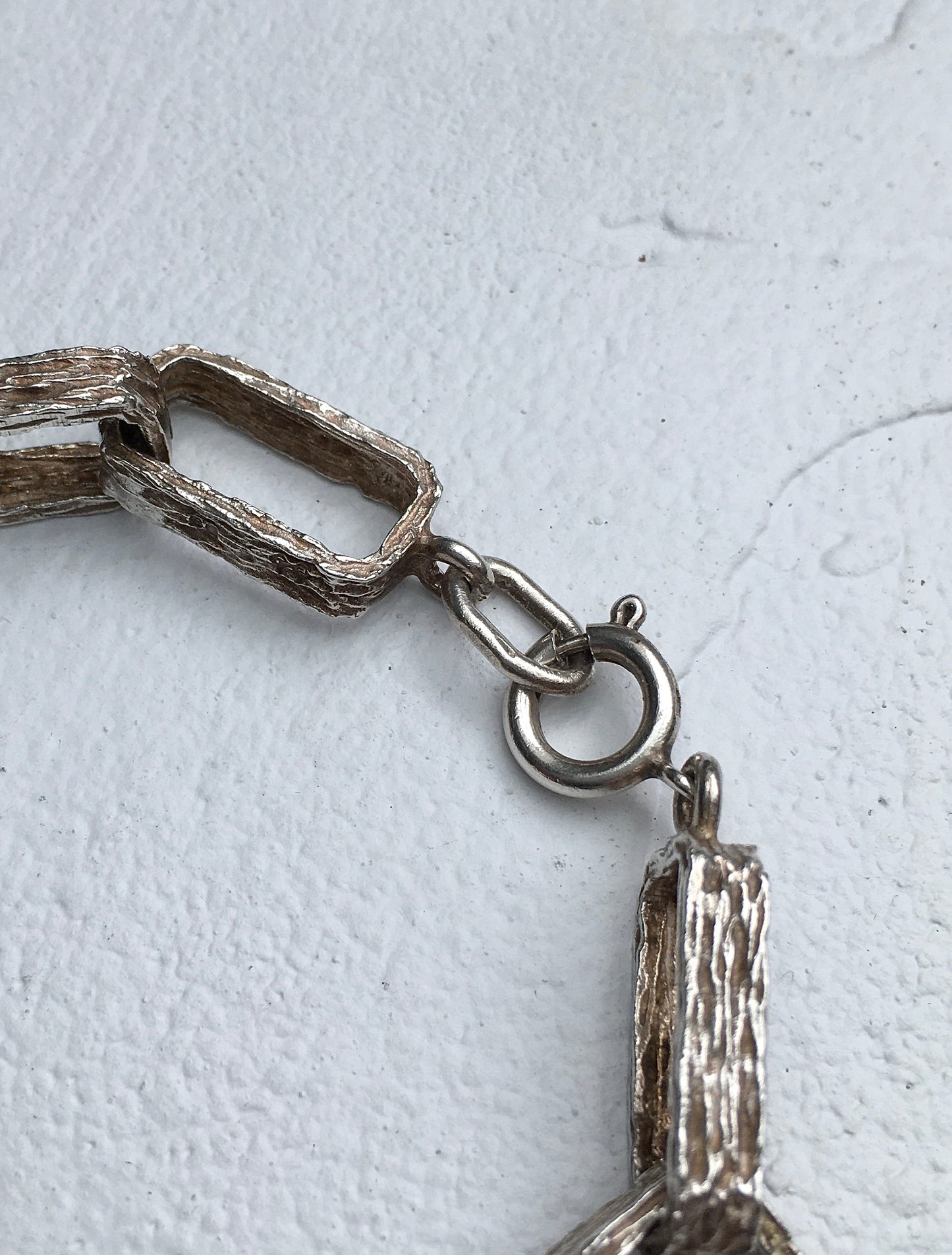 Vintage 1970s Bark Link