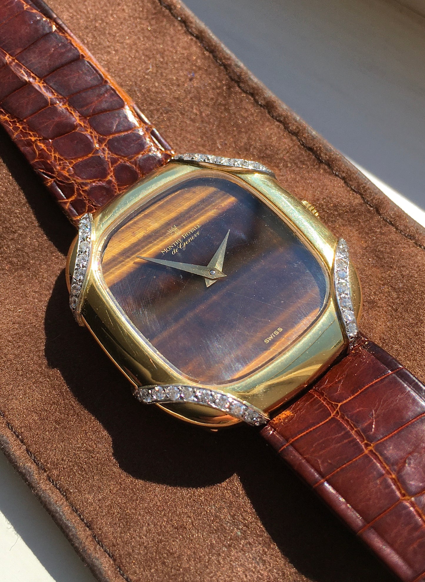 Vintage 1970s 18k Montre Royale