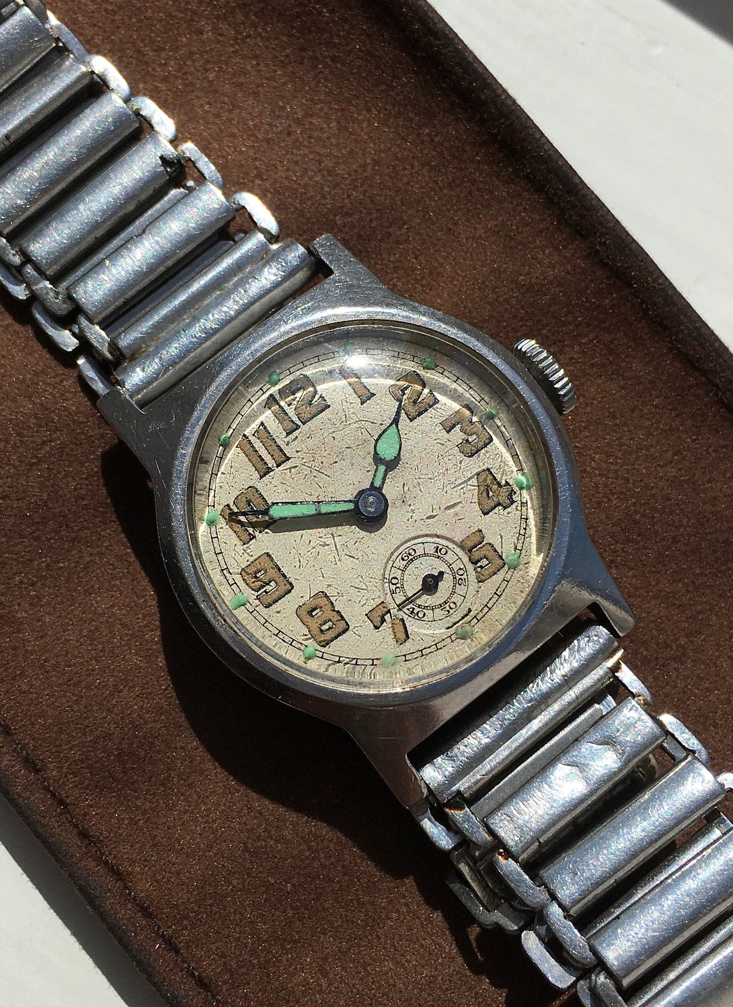 Vintage 1940s West End Watch Co. Wristwatch