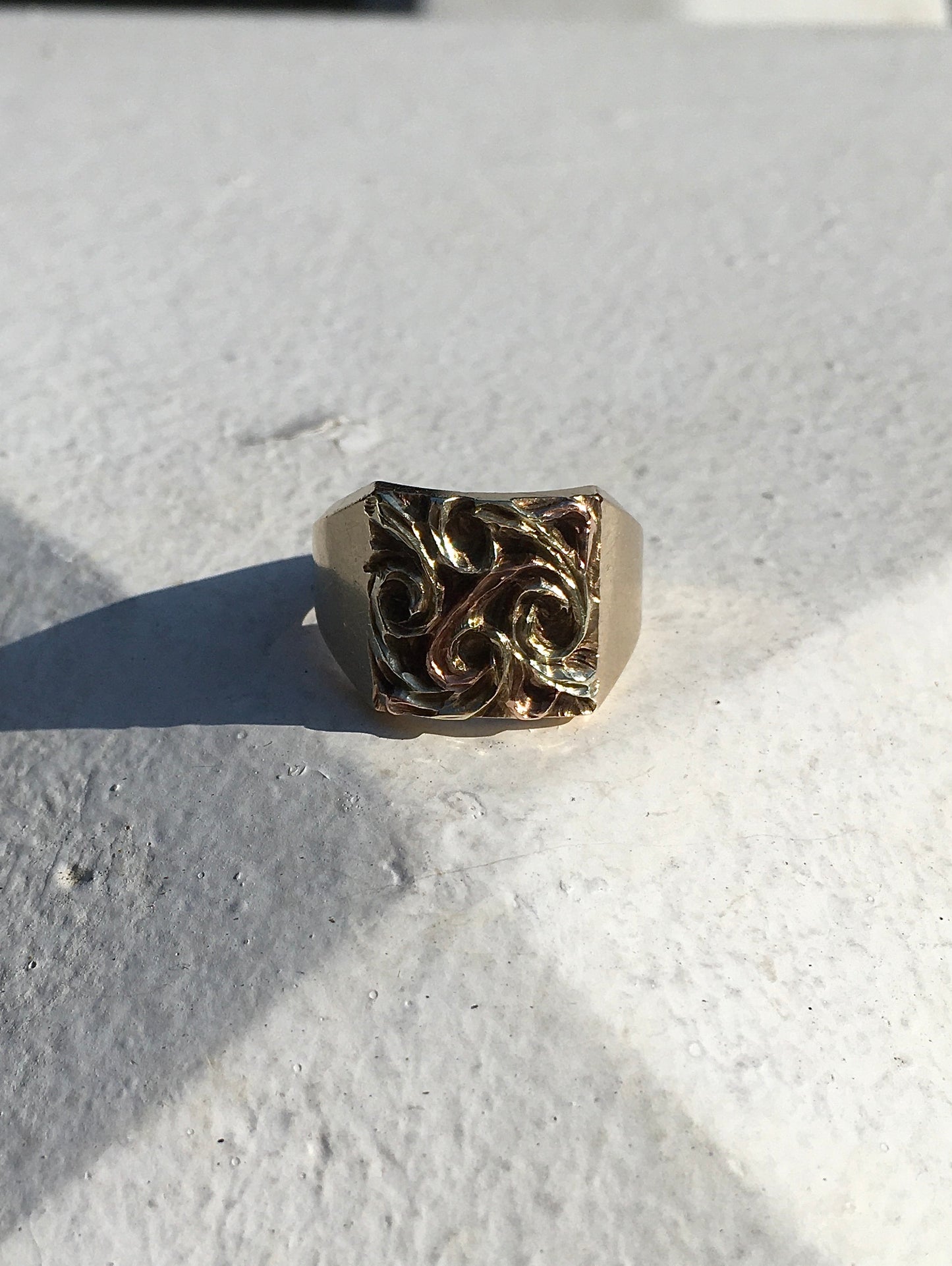Vintage 1970s 9ct Tri-Colour Ring