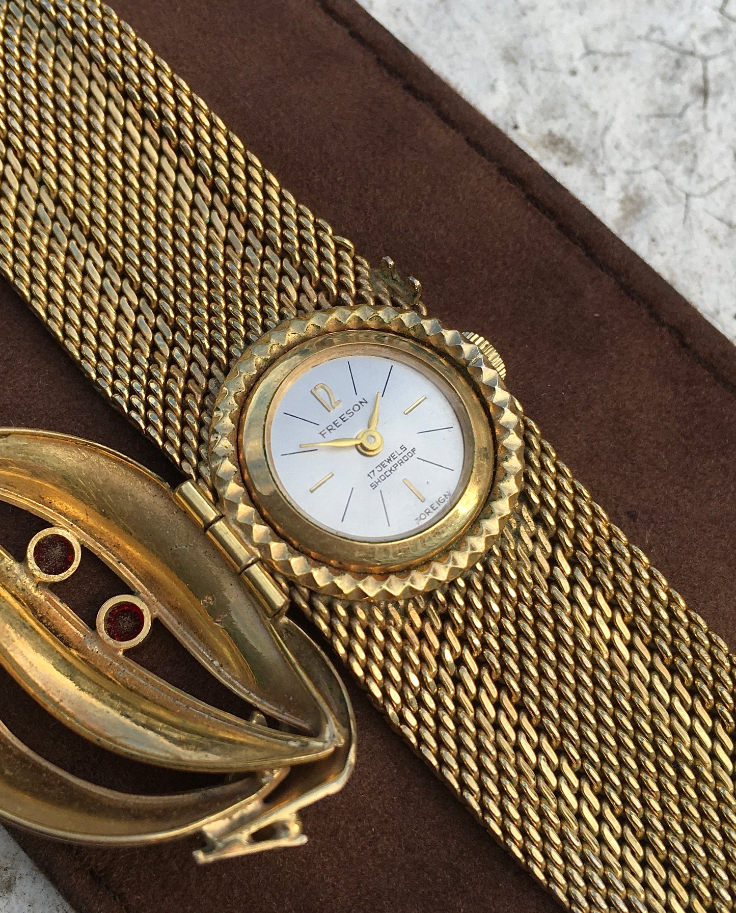 Vintage 1960s Freeson Hidden Dial