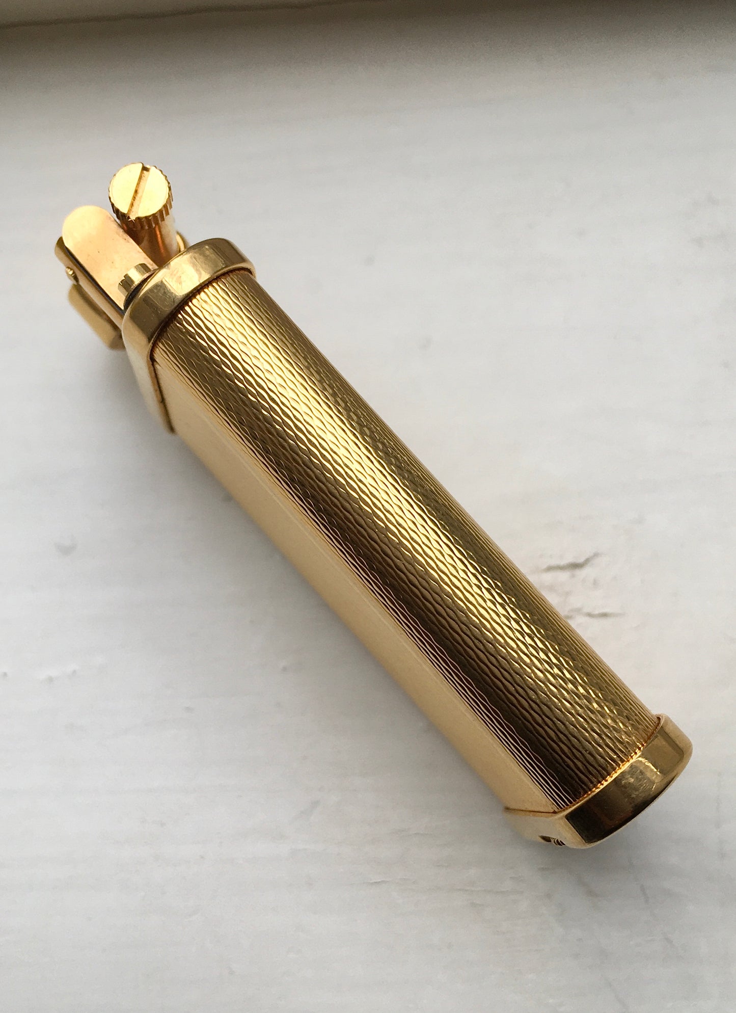 Vintage 1990s Dunhill Unique