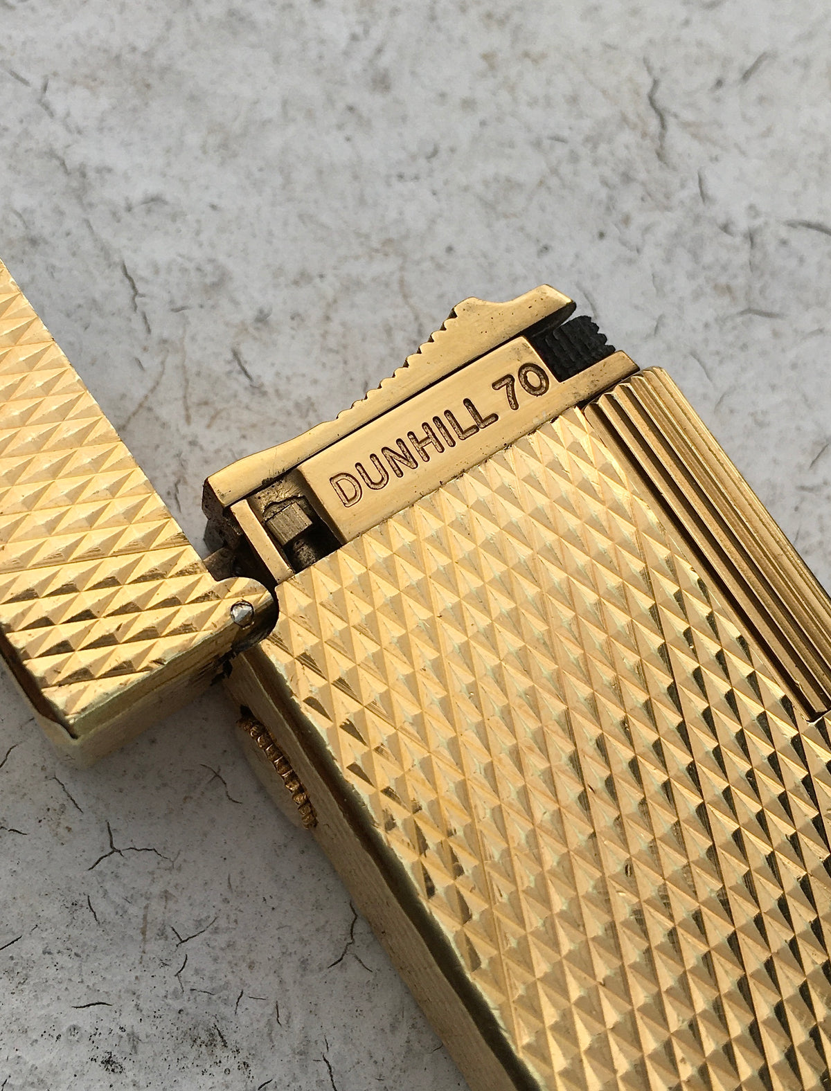 Vintage 1970s Dunhill 70