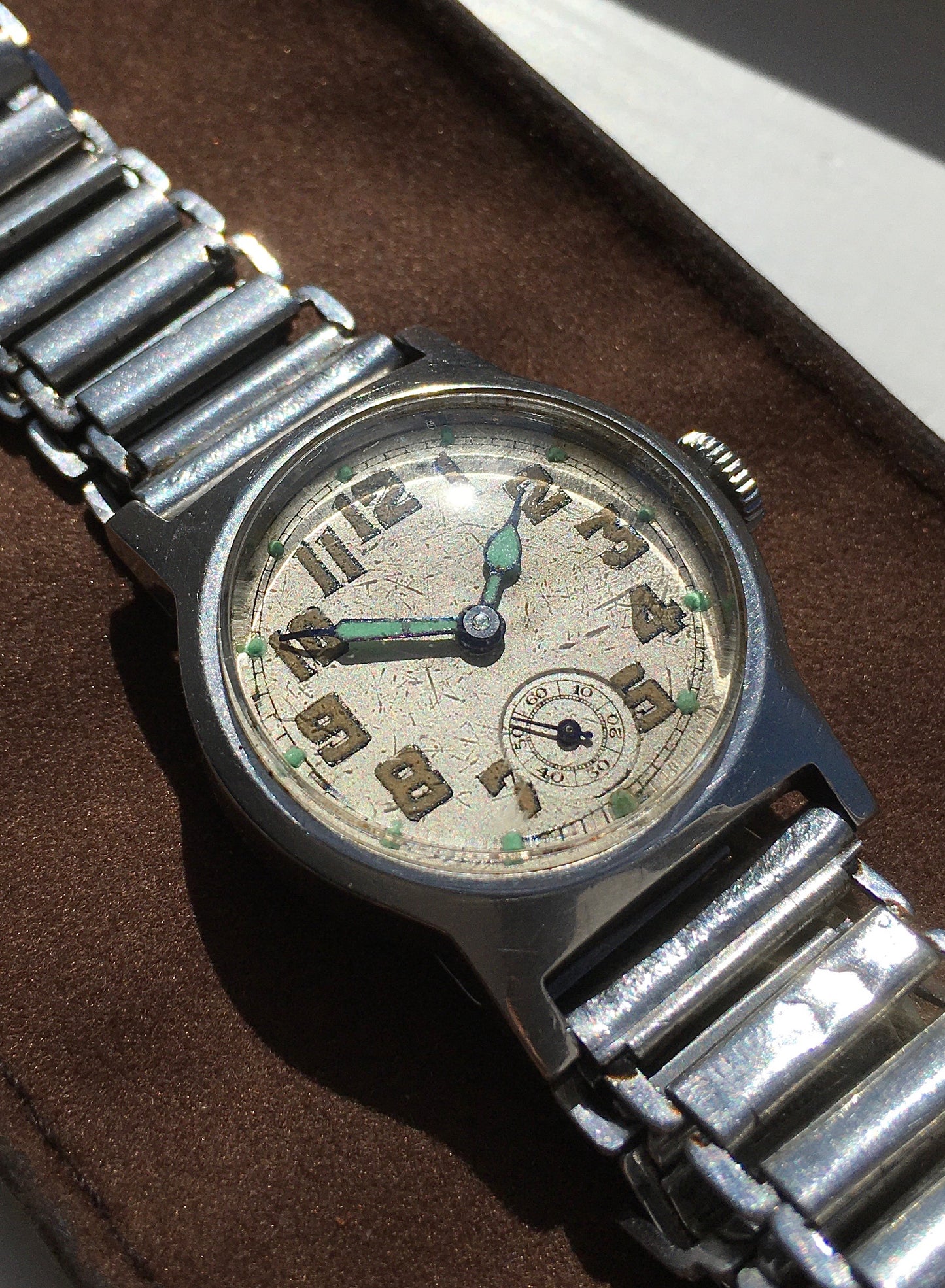 Vintage 1940s West End Watch Co. Wristwatch