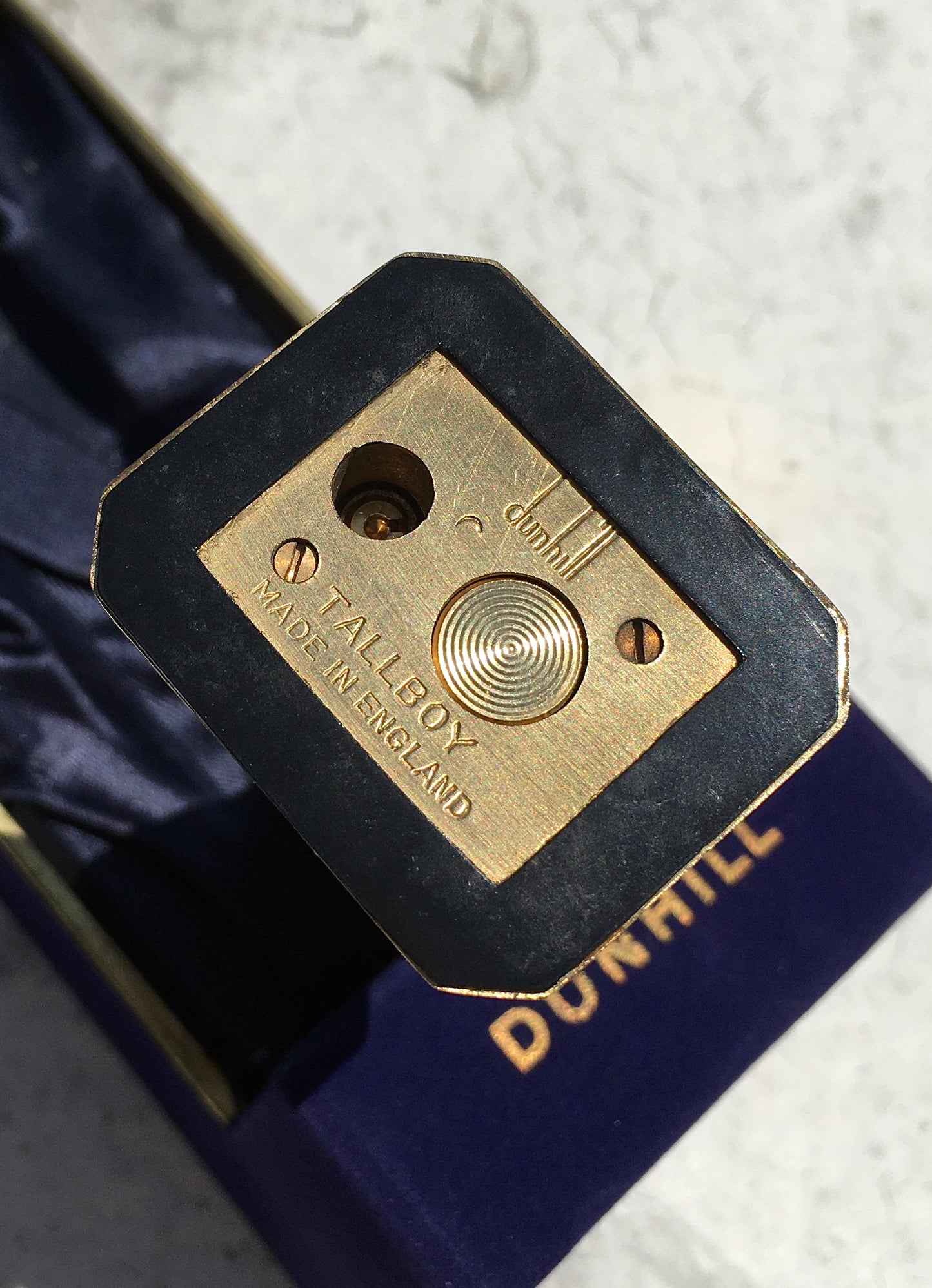 Vintage 1970s Dunhill Tallboy
