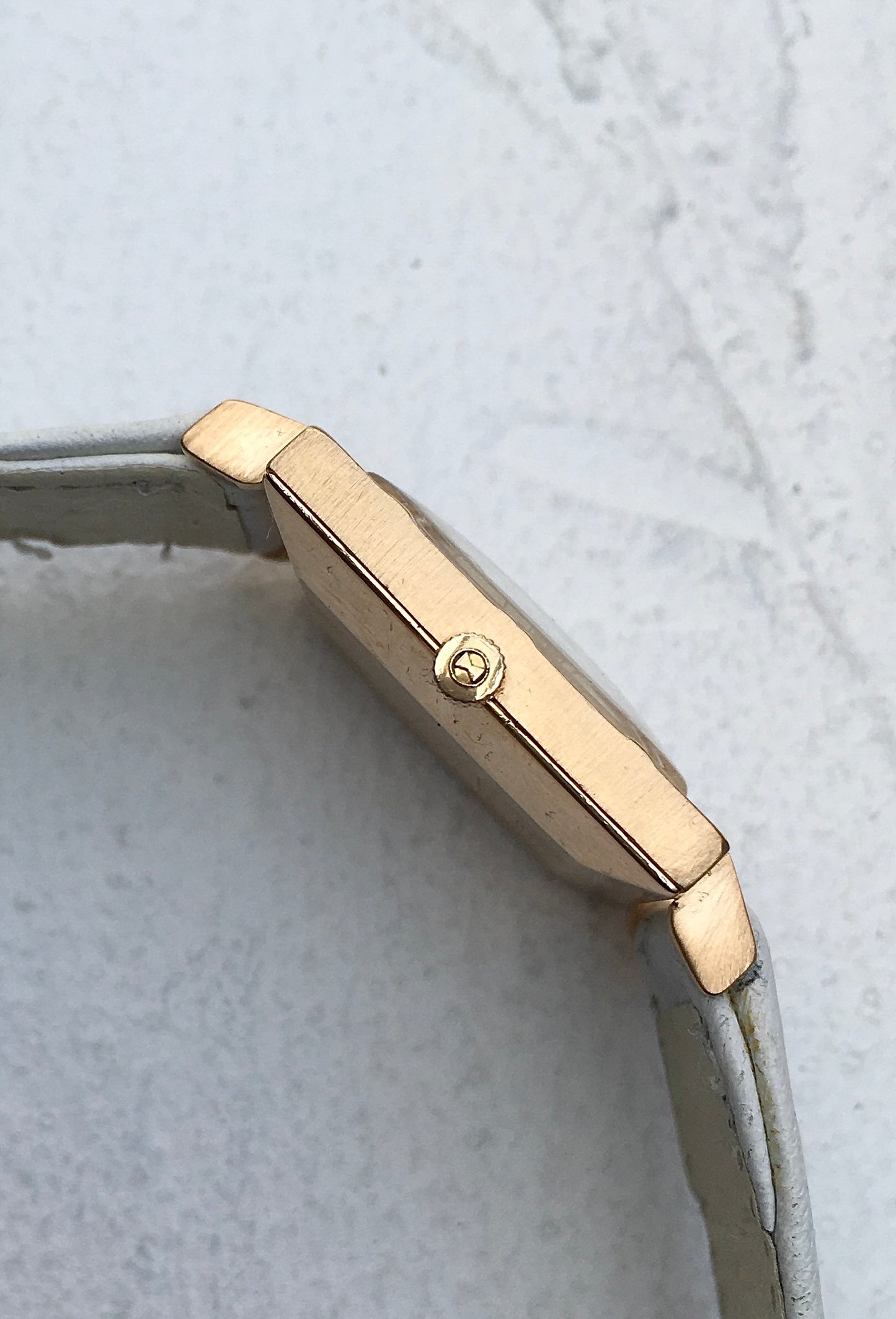 Vintage 1960s 18k Favre-Leuba