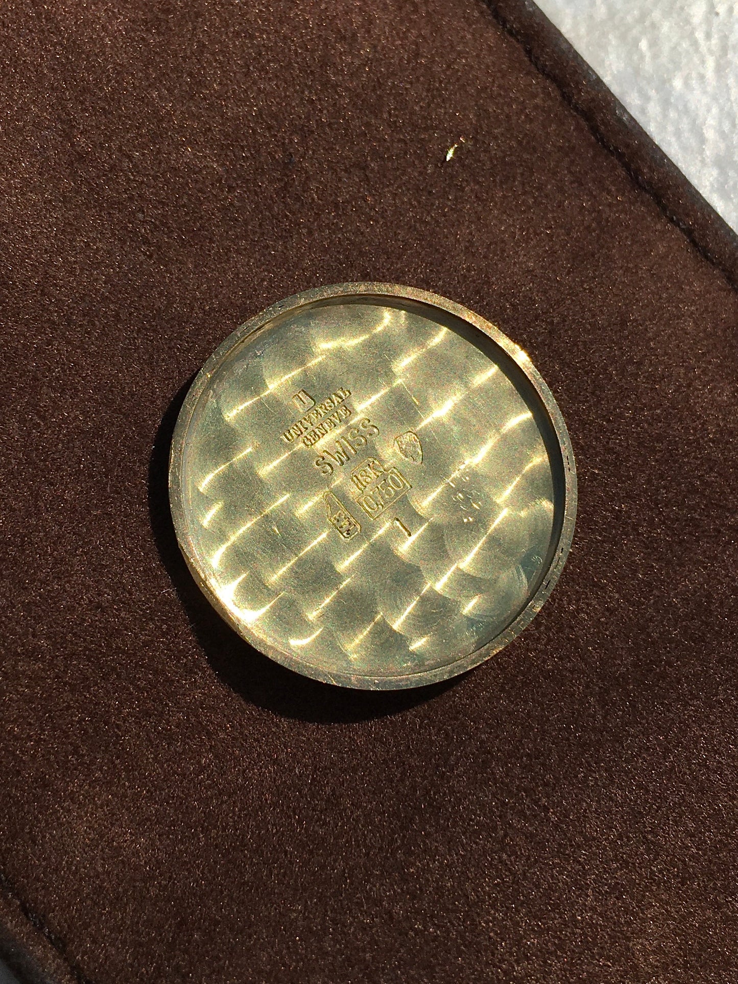 Vintage 1970s 18k Universal Genève