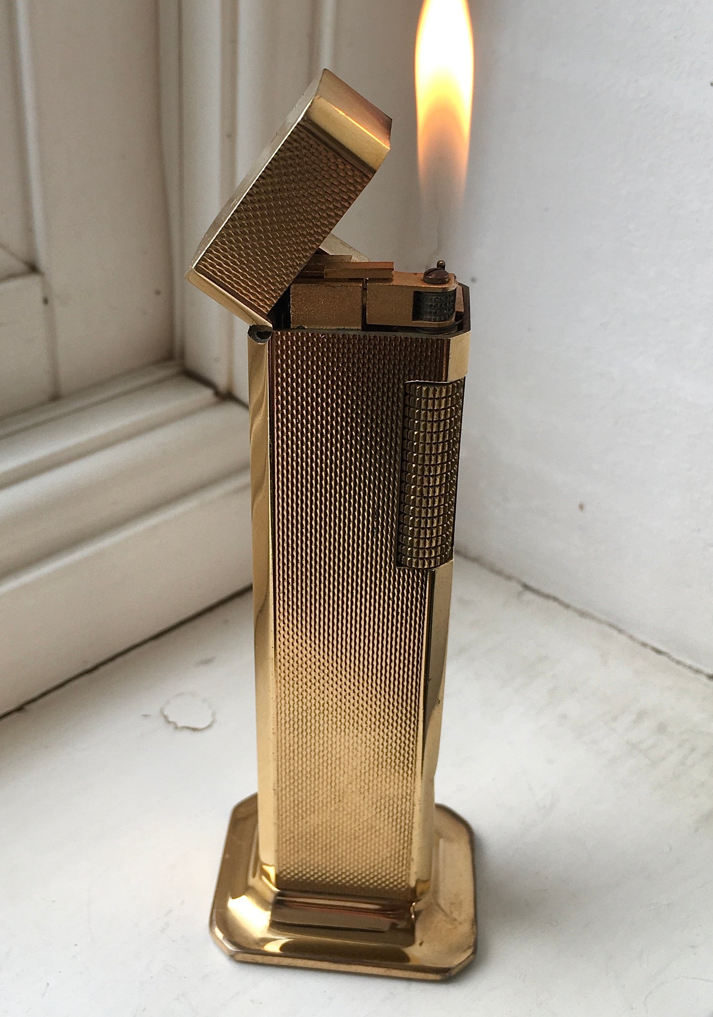 Vintage 1970s Dunhill Tallboy