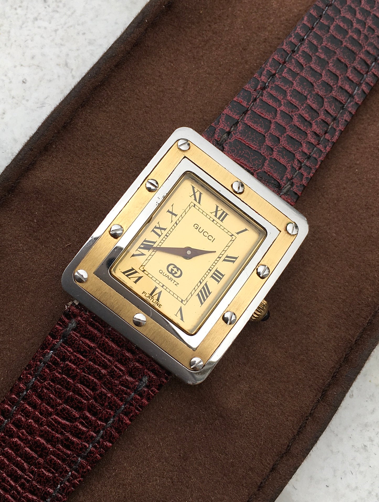 Vintage 1980s Gucci Flatline