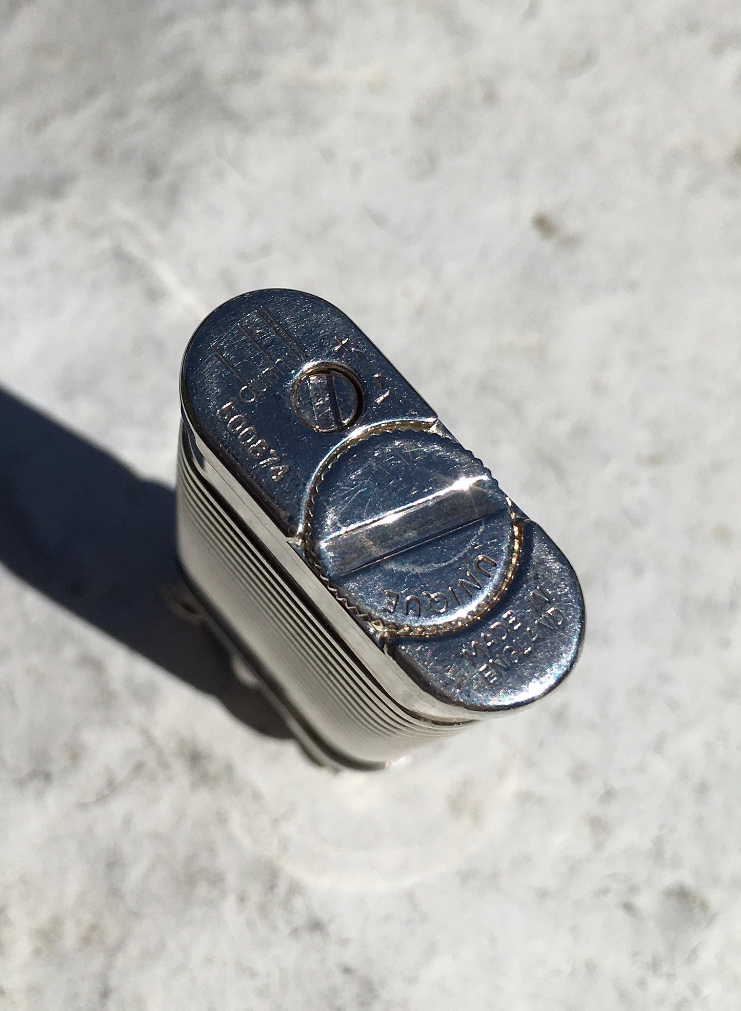 Dunhill Unique