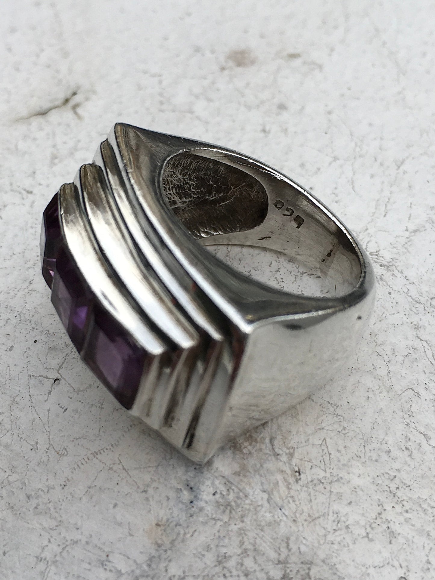 Sterling Silver x Amethyst Ring