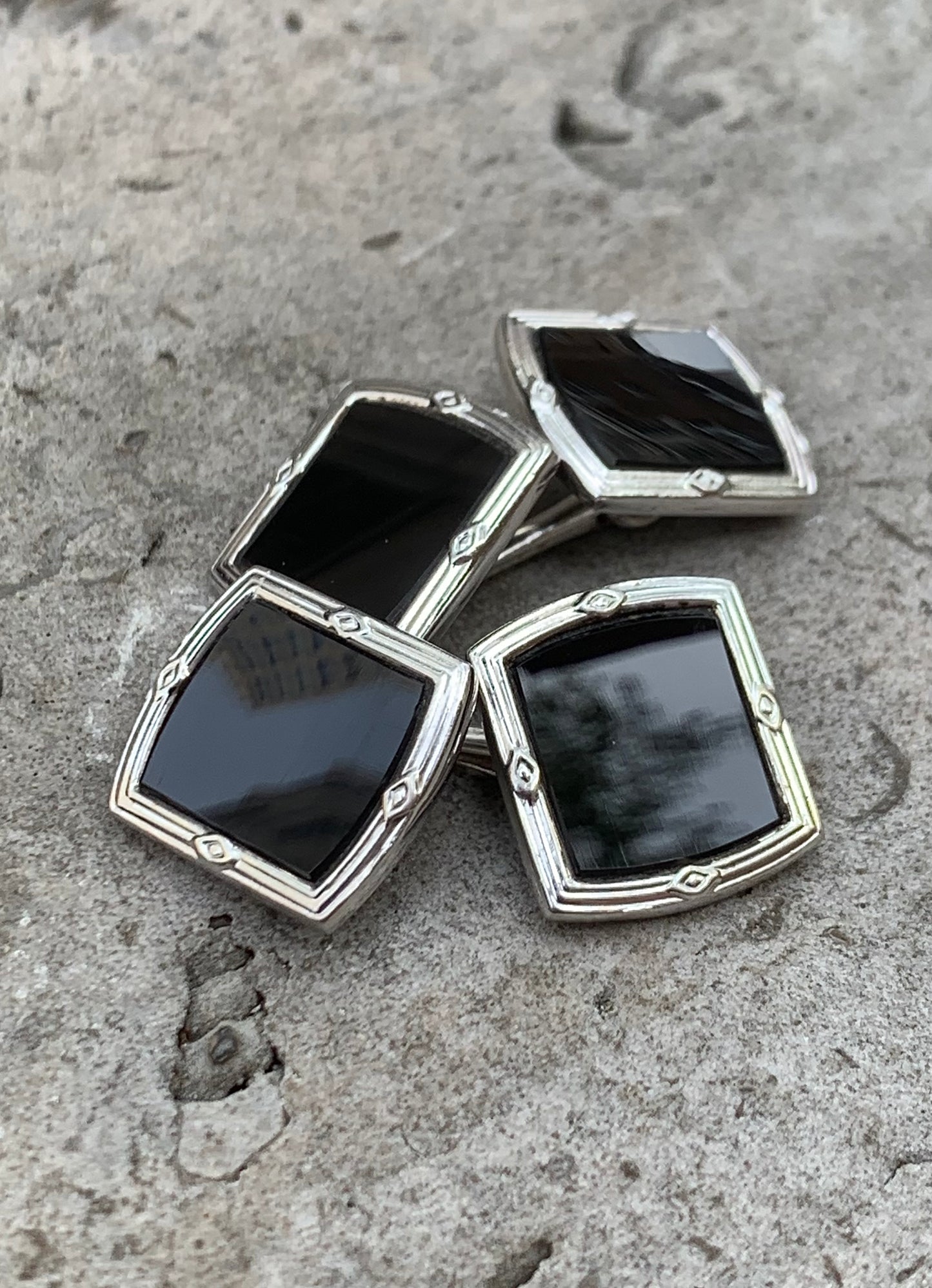 9ct White Gold x Onyx Cufflinks