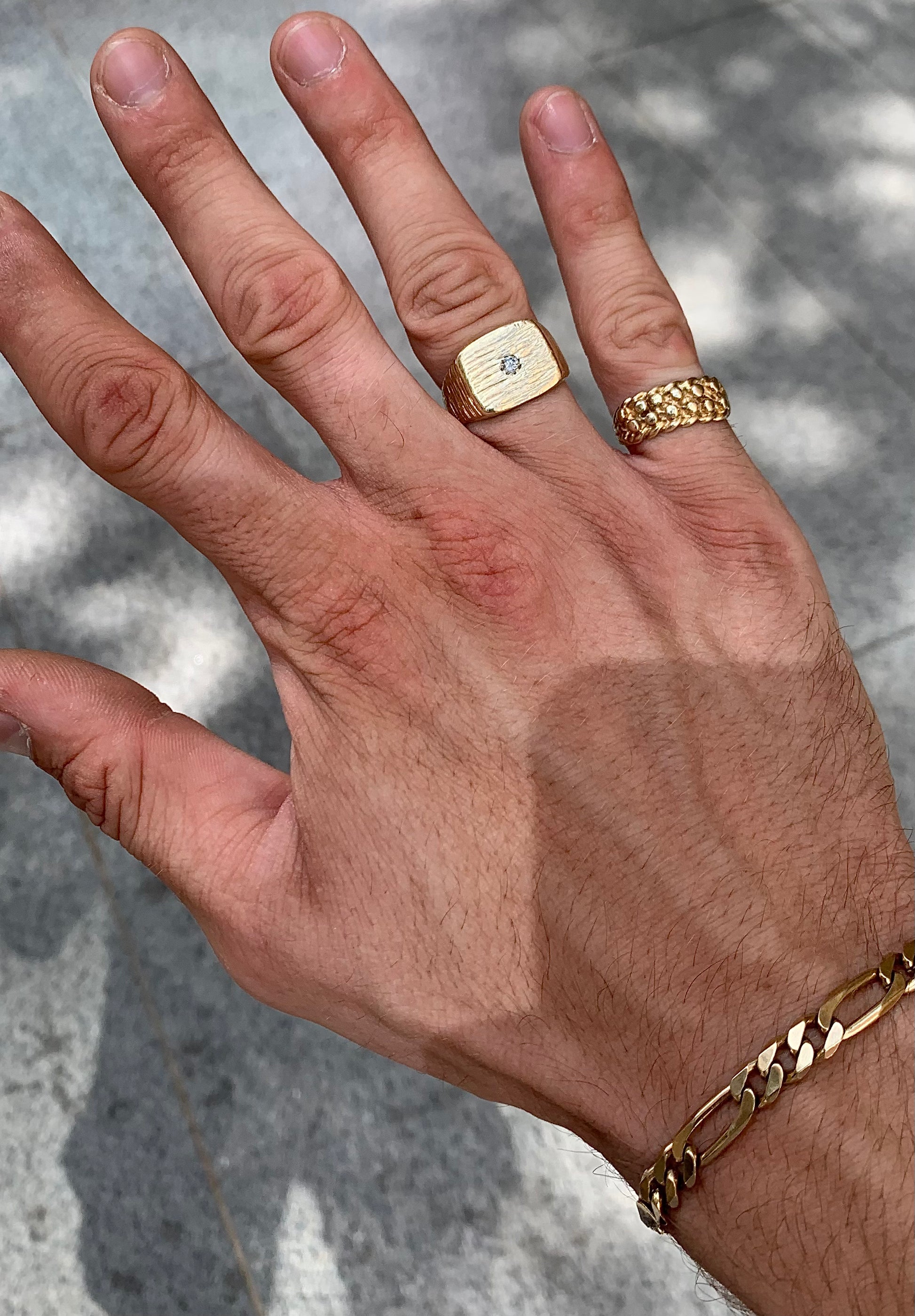 Vintage 9ct Gold Keeper Ring